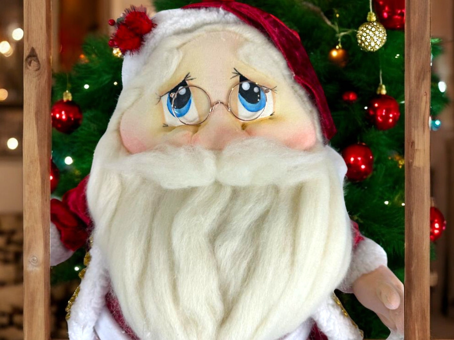 Santa & Mrs. Claus – Handcrafted Holiday Cheer