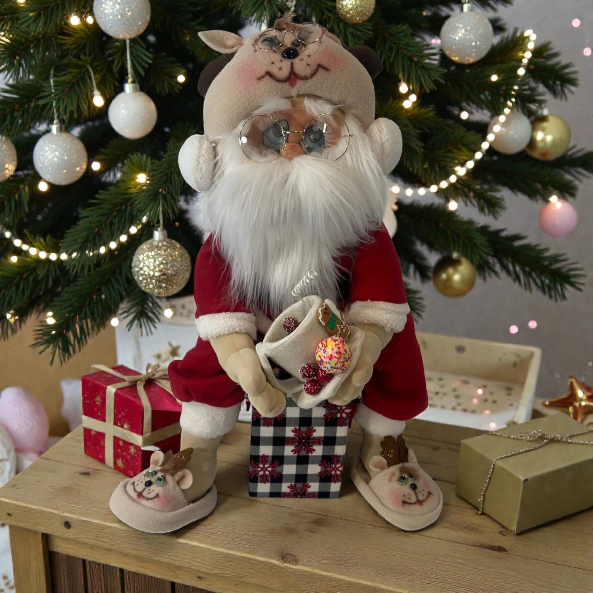 Handcrafted Santa Claus 24 inches collapsible decorative seat box removable head Christmas decoration
