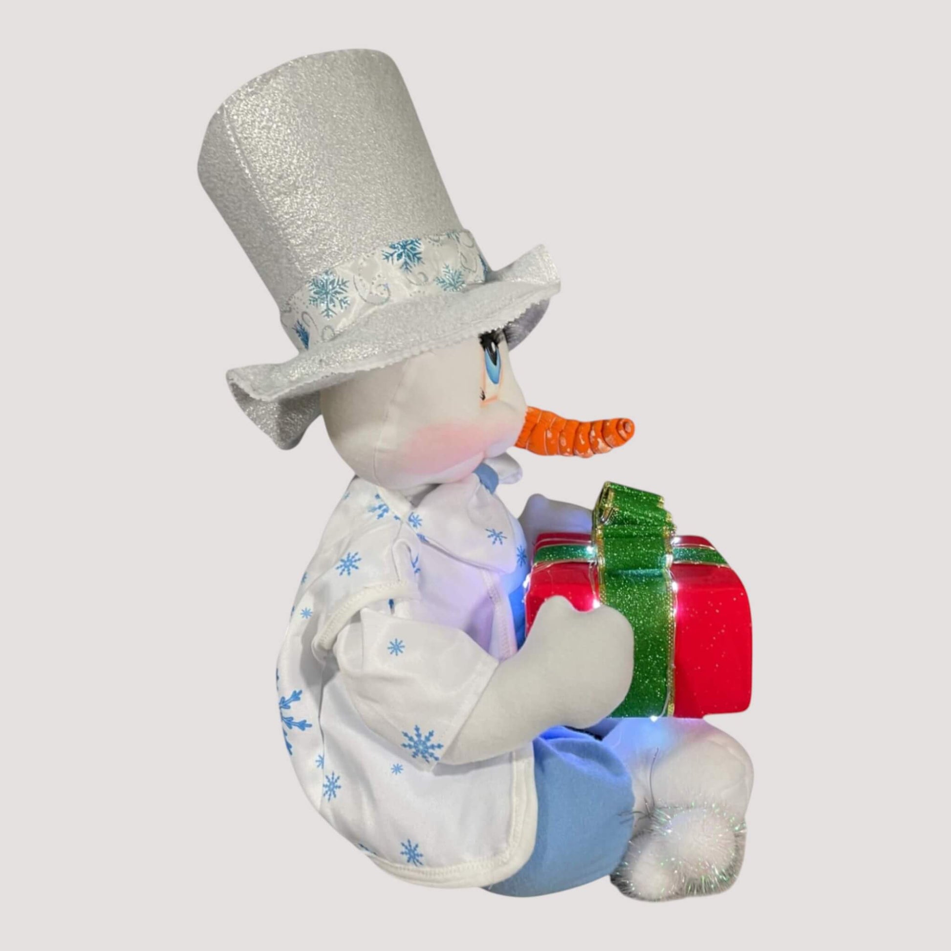Handmade snowman 15 inch festive winter holiday decoration full view
