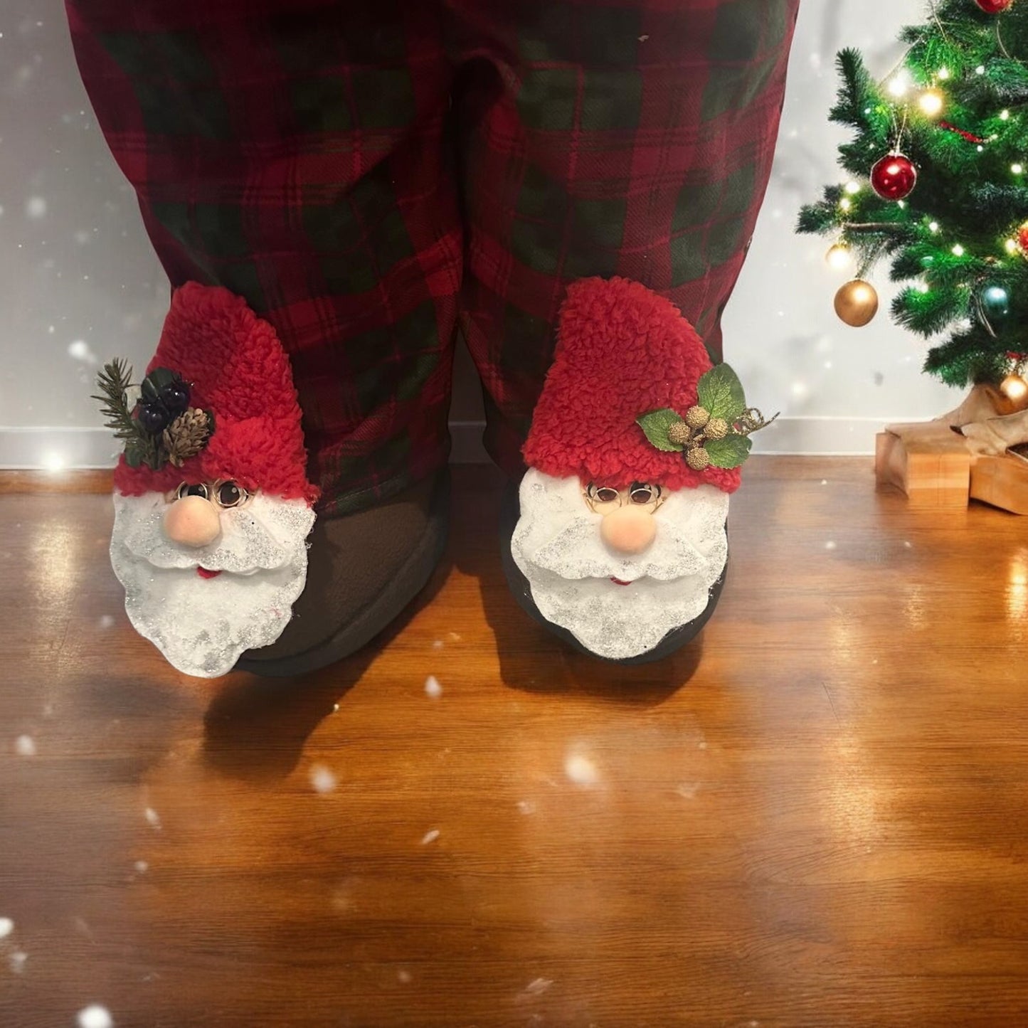 MERRY BUCK  – A Festive Handcrafted Treasure