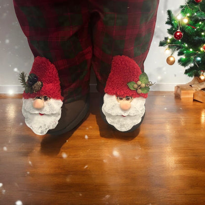 MERRY BUCK  – A Festive Handcrafted Treasure