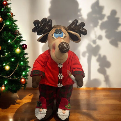 MERRY BUCK  – A Festive Handcrafted Treasure