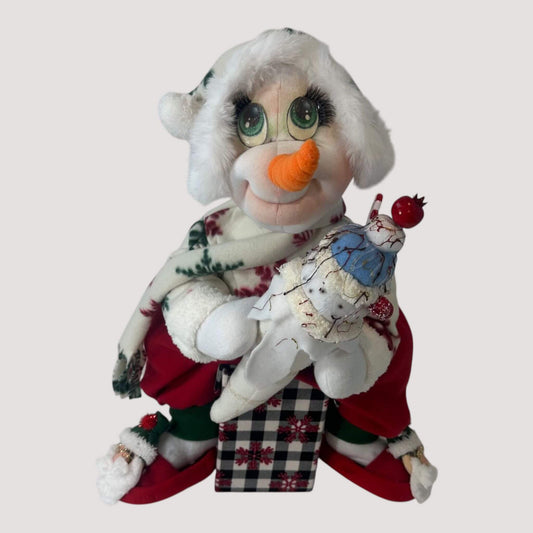 Handmade snowman holiday decoration with removable seat box by DWcraftworks

